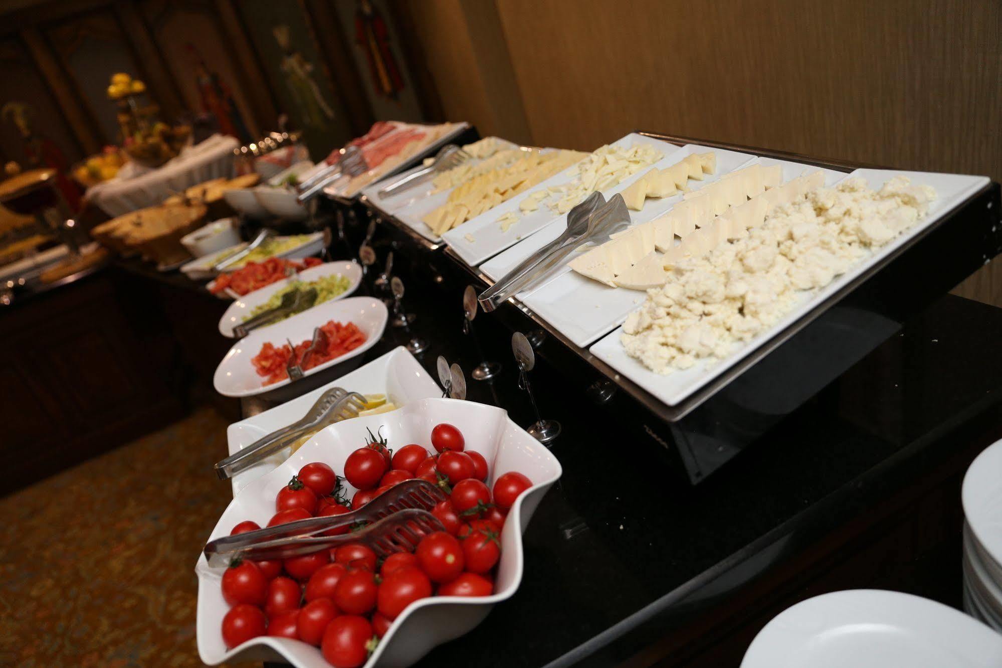 อเนมอน โฮเต็ล อิซเมียร์ Hotel อิซมีร์ ภายนอก รูปภาพ