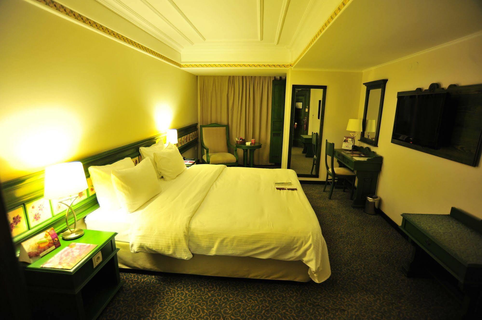 อเนมอน โฮเต็ล อิซเมียร์ Hotel อิซมีร์ ภายนอก รูปภาพ